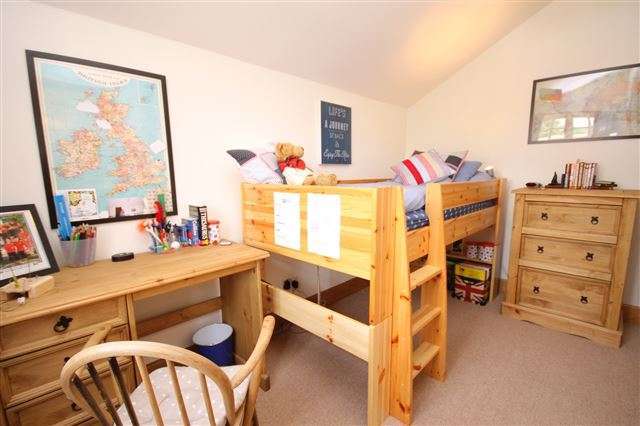  Image of 3 bedroom Terraced house for sale in Newby Wiske Newby Wiske Northallerton DL7 at Newby Wiske  Northallerton, DL7 9EX