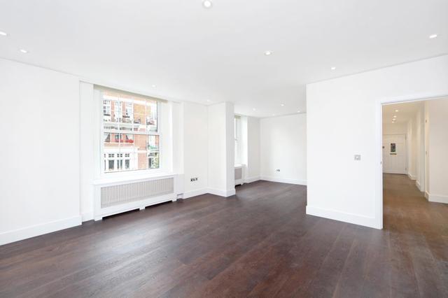  Image of 3 bedroom Flat to rent in Fitzjames Avenue London W14 at North End House  Fitzjames Avenue, W14 0RX