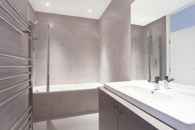  Image of 3 bedroom Flat to rent in Fitzjames Avenue London W14 at North End House  Fitzjames Avenue, W14 0RX