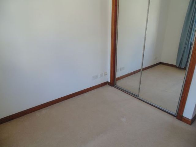  Image of 2 bedroom Flat to rent in North Street Houston Johnstone PA6 at Houston Houston Renfrewshire, PA6 7HF