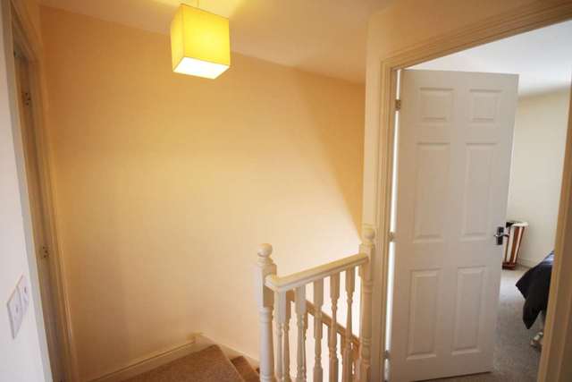  Image of 2 bedroom Mews to rent in North Croft Atherton Manchester M46 at Northcroft  Manchester, M46 0SW