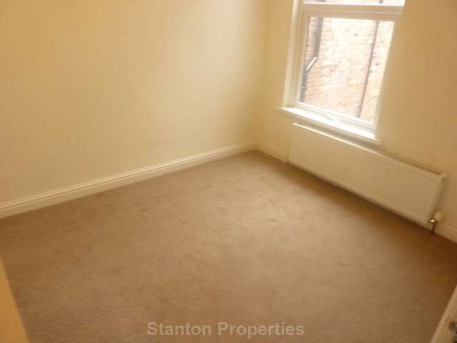  Image of 1 bedroom Apartment to rent in Northen Grove Didsbury Manchester M20 at Northen Grove West Didsbury Manchester, M20 2NN