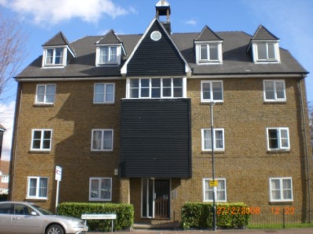  Image of 2 bedroom Flat to rent in Northumberland Road London E6 at Northumberland Road Beckton London, E6 5RN
