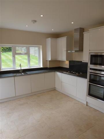  Image of 2 bedroom Bungalow for sale in Highland Road Northwood HA6 at Northwood, HA6 1JP