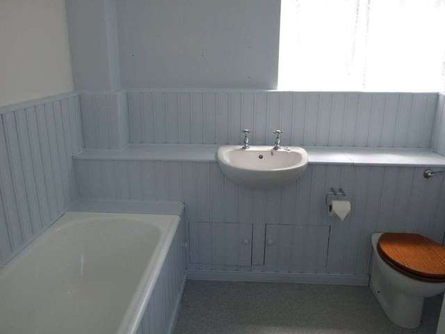  Image of 4 bedroom Detached house for sale in Oakdene Road Wool Wareham BH20 at Oakdene Road Wool Wareham, BH20 6EE