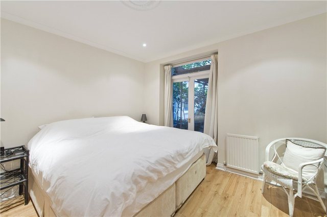  Image of 2 bedroom Flat to rent in Old Brompton Road London SW5 at Old Brompton Road  Earl