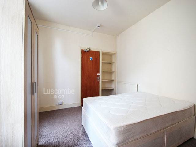  Image of 2 bedroom Flat to rent in Ombersley Road Newport NP20 at Newport  Newport, NP20 3EE