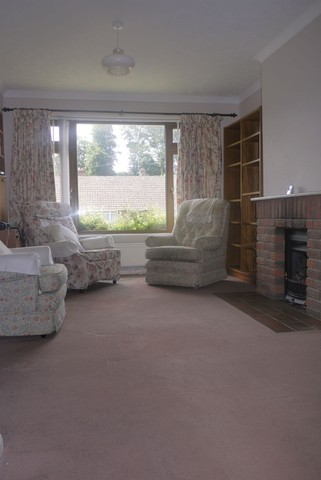  Image of 2 bedroom Bungalow to rent in Oxenden Way Barham Canterbury CT4 at Barham Canterbury, CT4 6PR
