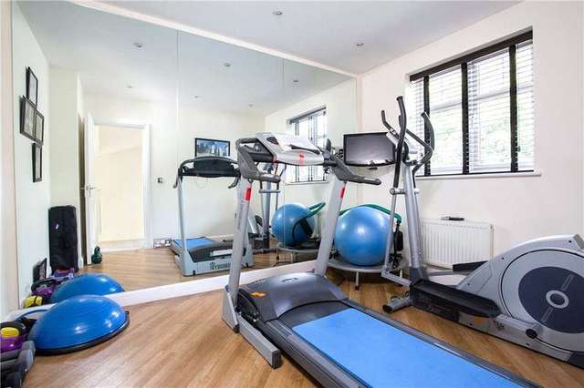  Image of 5 bedroom Detached house for sale in Padelford Lane Stanmore HA7 at Stanmore Middx Stanmore, HA7 4WU