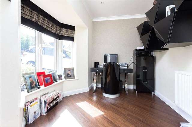  Image of 5 bedroom Detached house for sale in Padelford Lane Stanmore HA7 at Stanmore Middx Stanmore, HA7 4WU