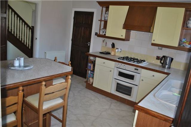  Image of 3 bedroom Detached house for sale in Pages Avenue Bexhill-on-Sea TN39 at East Sussex, TN39 3AP