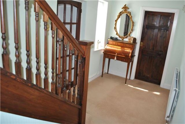  Image of 3 bedroom Detached house for sale in Pages Avenue Bexhill-on-Sea TN39 at East Sussex, TN39 3AP