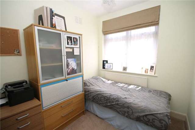  Image of 4 bedroom Detached house for sale in Pangbourne Drive Stanmore HA7 at Stanmore Middlesex Stanmore, HA7 4QT
