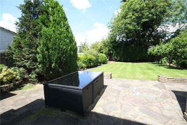  Image of 4 bedroom Detached house for sale in Pangbourne Drive Stanmore HA7 at Stanmore Middlesex Stanmore, HA7 4QT