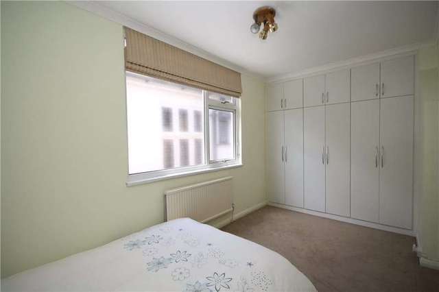  Image of 4 bedroom Detached house for sale in Pangbourne Drive Stanmore HA7 at Stanmore Middlesex Stanmore, HA7 4QT