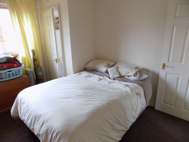  Image of 2 bedroom End of Terrace to rent in Park Road Halesowen B63 at Park Road  HALESOWEN, B63 2NR