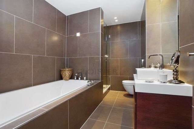  Image of 3 bedroom Flat to rent in Aberdeen Place London NW8 at Park Road  St John