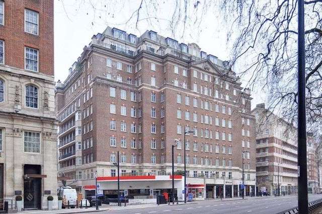  Image of 4 bedroom Flat to rent in Park Street London W1K at Park Street  London, W1K 7HQ