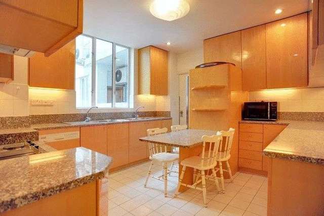  Image of 4 bedroom Flat to rent in Park Street London W1K at Park Street  London, W1K 7HQ