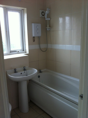  Image of 3 bedroom Semi-Detached house to rent in Pebworth Grove Dudley DY1 at Pebworth Grove  Dudley, DY1 3BQ