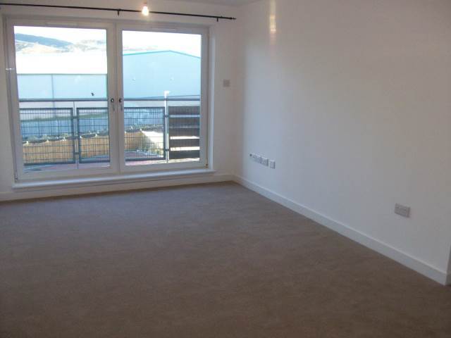  Image of 2 bedroom Flat to rent in Peffer Bank Edinburgh EH16 at Craigmillar Edinburgh Edinburgh, EH16 4FE