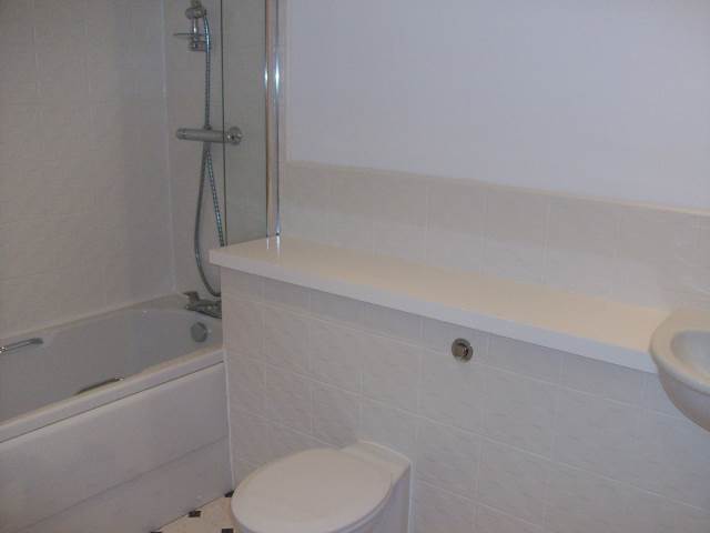  Image of 2 bedroom Flat to rent in Peffer Bank Edinburgh EH16 at Craigmillar Edinburgh Edinburgh, EH16 4FE