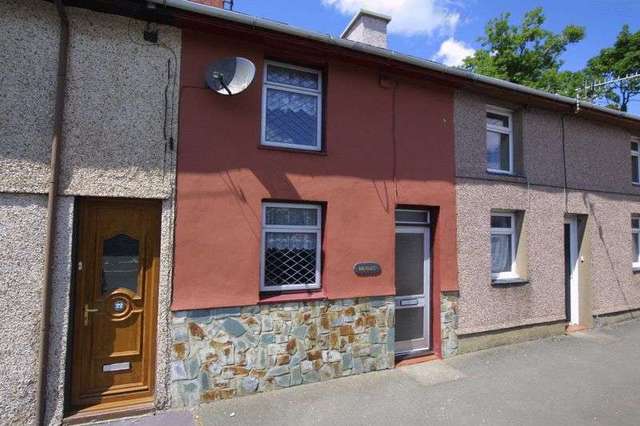  Image of 2 bedroom Terraced house for sale in Tre Ddafydd Penygroes Caernarfon LL54 at Tre Ddafydd Penygroes Caernarfon, LL54 6PW