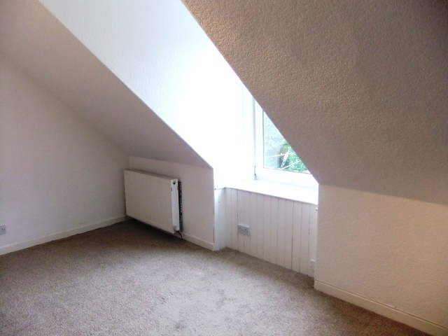  Image of 2 bedroom Flat to rent in Pettycur Road Kinghorn Burntisland KY3 at Kinghorn Fife Fife, KY3 9RL