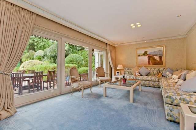  Image of 6 bedroom Detached house for sale in Pipers Green Lane Edgware HA8 at Edgware Middlesex Edgware, HA8 8DG