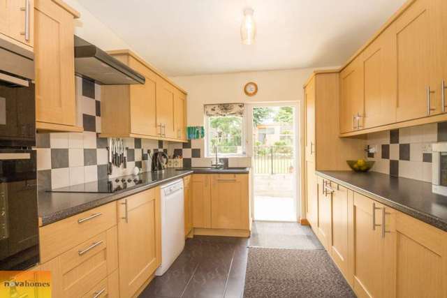  Image of 4 bedroom Detached house for sale in Plymouth Road Horrabridge Yelverton PL20 at Plymouth Road Horrabridge Yelverton, PL20 7RR