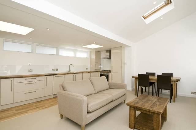  Image of 1 bedroom Flat to rent in Portobello Road London W10 at Portobello Road  London, W10 5SA