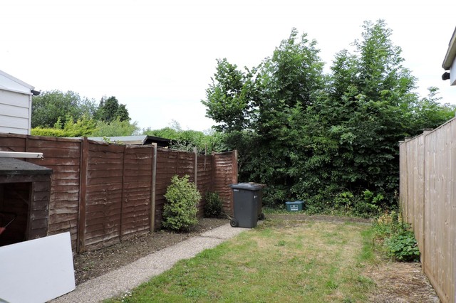 Image of 2 bedroom Terraced house to rent in Pound Place Close Shalford Guildford GU4 at Shalford  Guildford, GU4 8HL