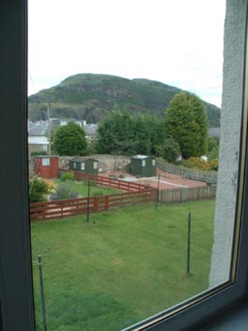  Image of 2 bedroom Flat to rent in Prestonfield Terrace Edinburgh EH16 at Prestonfield Edinburgh Edinburgh, EH16 5EE