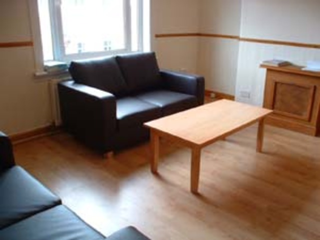  Image of 2 bedroom Flat to rent in Prestonfield Terrace Edinburgh EH16 at Prestonfield Edinburgh Edinburgh, EH16 5EE
