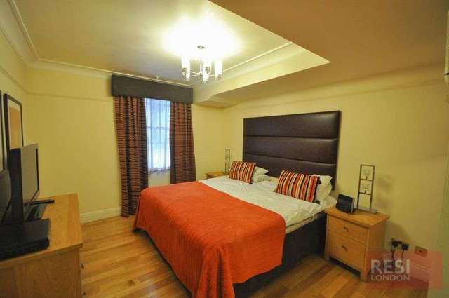  Image of 3 bedroom Flat to rent in Prince of Wales Terrace London W8 at Prince of Wales Terrace  London, W8 5PE