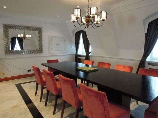  Image of 3 bedroom Flat to rent in Prince of Wales Terrace London W8 at Prince of Wales Terrace  London, W8 5PE