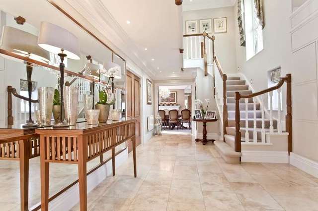 Image of 5 bedroom Detached house for sale in Priory Drive Stanmore HA7 at Stanmore Middlesex Stanmore, HA7 3HL