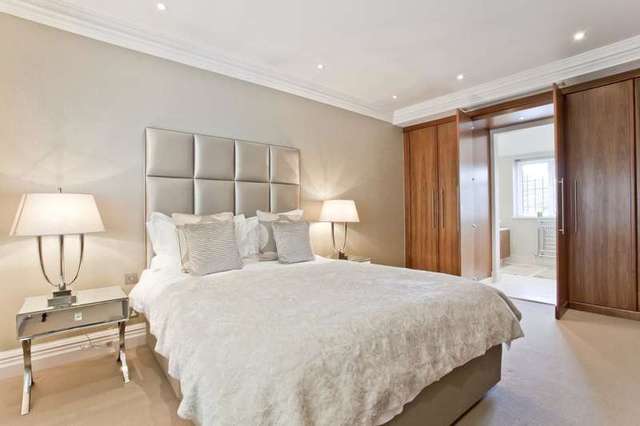  Image of 5 bedroom Detached house for sale in Priory Drive Stanmore HA7 at Stanmore Middlesex Stanmore, HA7 3HL