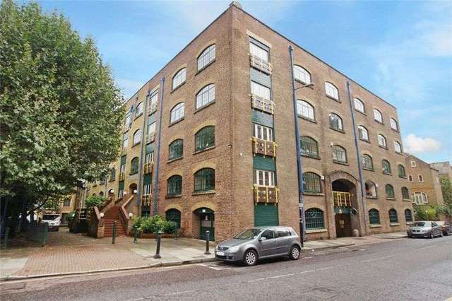  Image of 2 bedroom Flat to rent in Wapping High Street London E1W at Wapping High Street  London, E1W 3NH