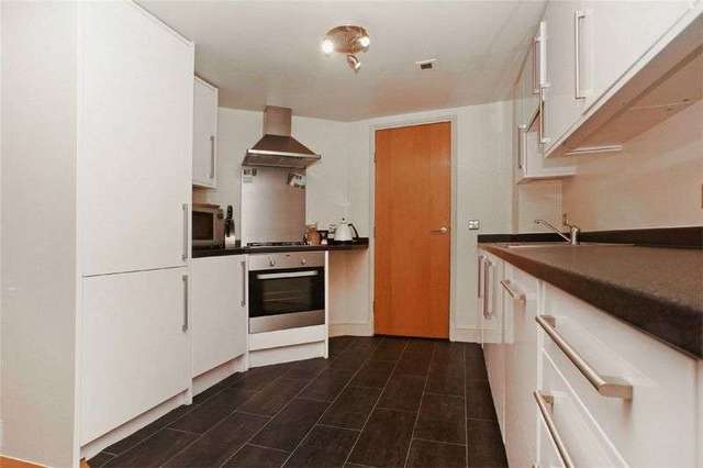  Image of 2 bedroom Flat to rent in Wapping High Street London E1W at Wapping High Street  London, E1W 3NH
