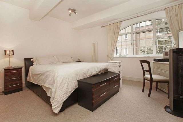  Image of 2 bedroom Flat to rent in Wapping High Street London E1W at Wapping High Street  London, E1W 3NH