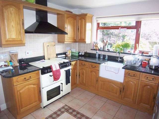  Image of 4 bedroom Detached house for sale in Queens Gardens Magor Caldicot NP26 at Queens Gardens Magor Caldicot, NP26 3BU