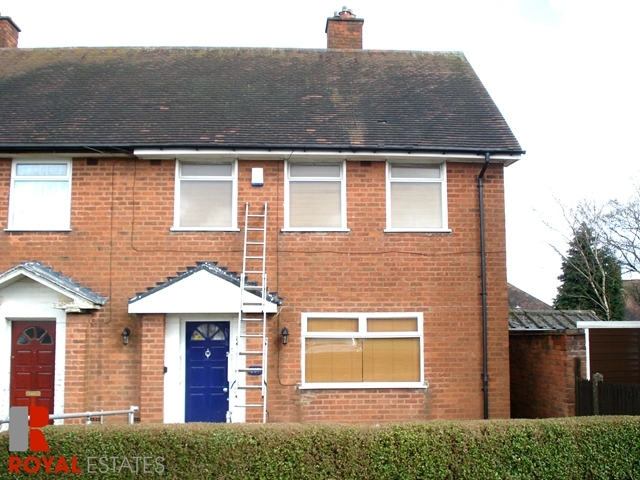  Image of 3 bedroom Semi-Detached house to rent in Quinton Road West Quinton Birmingham B32 at Quinton Road West  Quinton, B32 1PG