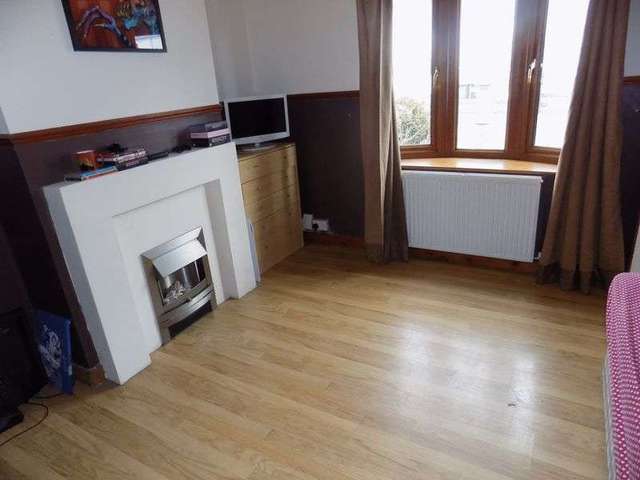  Image of 3 bedroom Terraced house for sale in Raleigh Avenue Great Yarmouth NR30 at Raleigh Avenue  Great Yarmouth, NR30 4BP