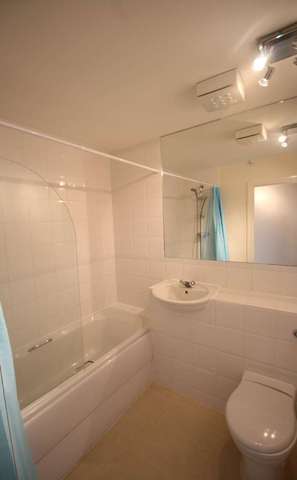  Image of 2 bedroom Apartment to rent in Reavell Place Ipswich IP2 at Reavell Place  Ipswich, IP2 0ET