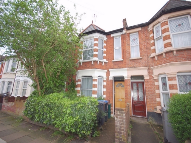  Image of 1 bedroom Flat for sale in Redfern Road London NW10 at Harlesden Harlesden, NW10 9LA