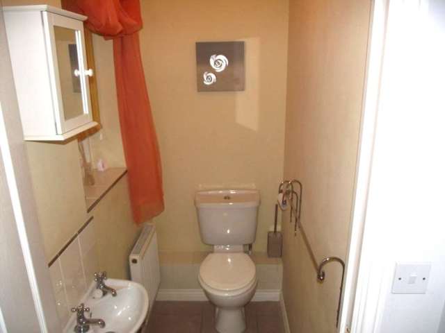  Image of 3 bedroom Semi-Detached house to rent in Reuben Walk Earls Colne Colchester CO6 at Reuben Walk Earls Colne Colchester, CO6 2TB