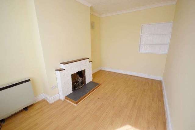  Image of 2 bedroom Terraced house to rent in Carmarthen SA31 at Carmarthen, SA31 1HH
