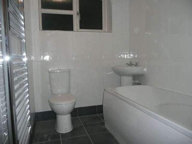  Image of 2 bedroom Flat to rent in Richmond Road Sheffield S13 at Sheffield Woodhouse, S13 8NB