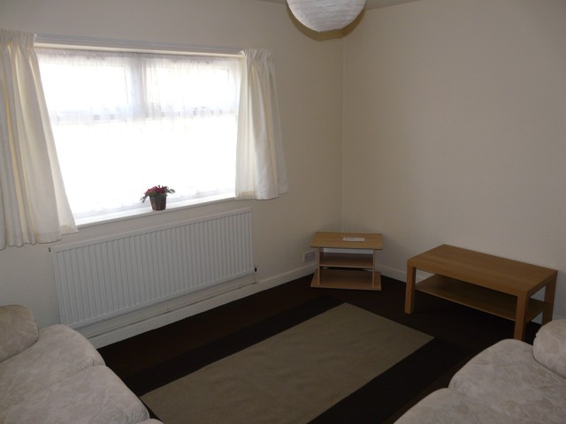 Image of 1 bedroom Flat to rent in Richmond Road Cardiff CF24 at Ground Floor Rear  Cardiff, CF24 3BS